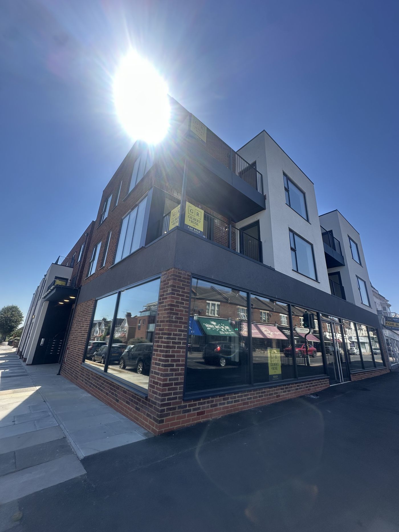 Southchurch Pointe completed development with sold estate agent boards